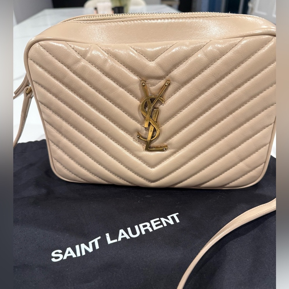 Saint Laurent Lou Matelasse Leather Camera Bag, Poudre